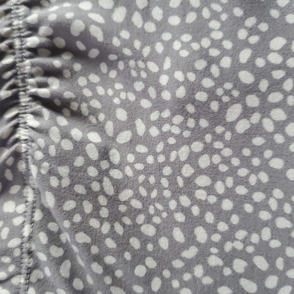 Windsor Gray Polka Dot Skirt. Size Large. - Picture 5 of 6